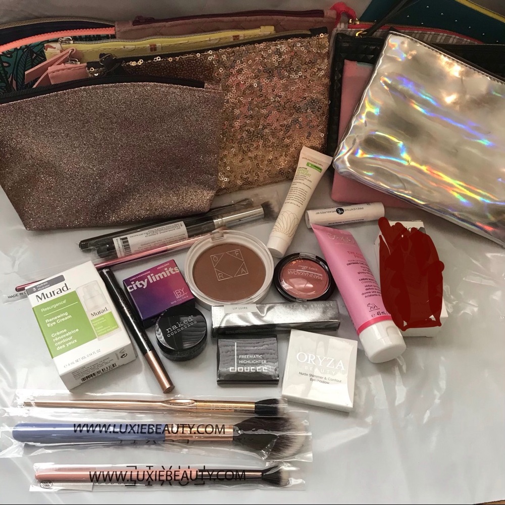 Lot of 20 Ipsy items with 12 bags